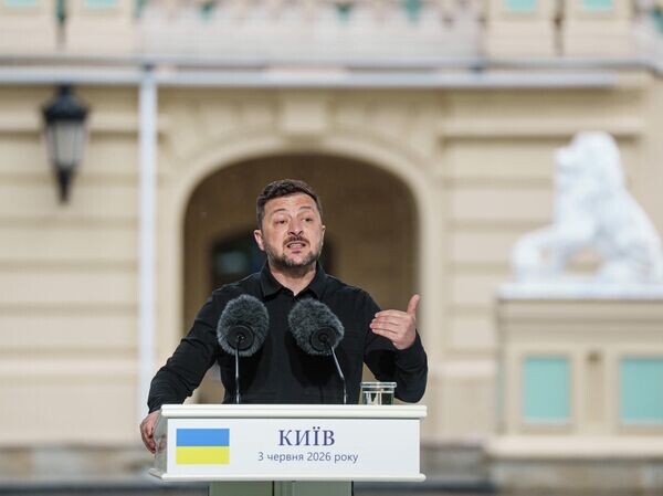    © AP Photo / Evgeniy Maloletka