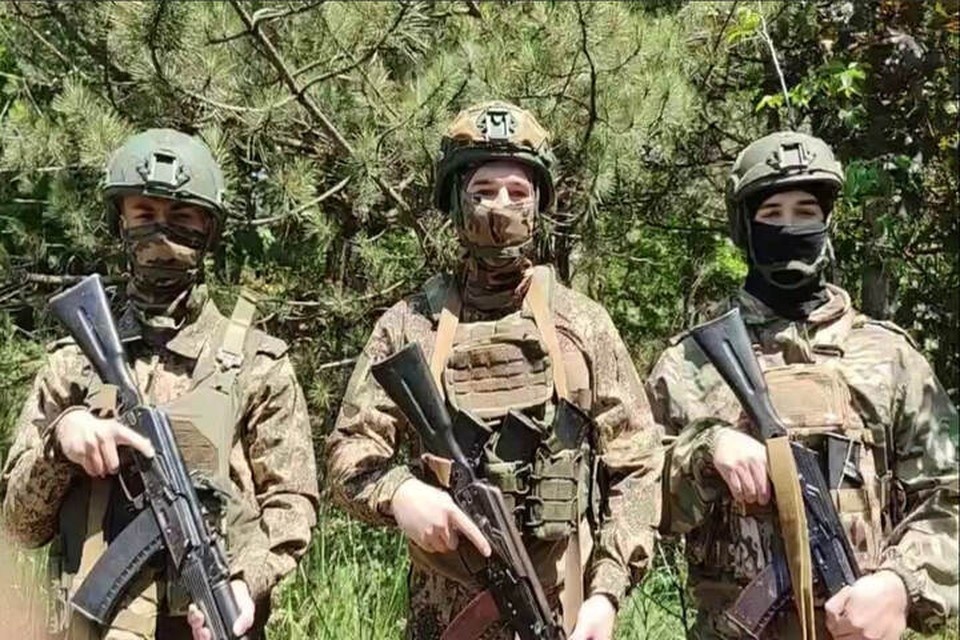    Воины встречают День России в боевой обстановке. Фото: Народный фронт Запорожской области