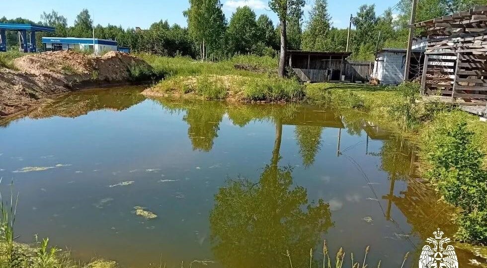 Костромич утонул во время купания в техническом водоеме