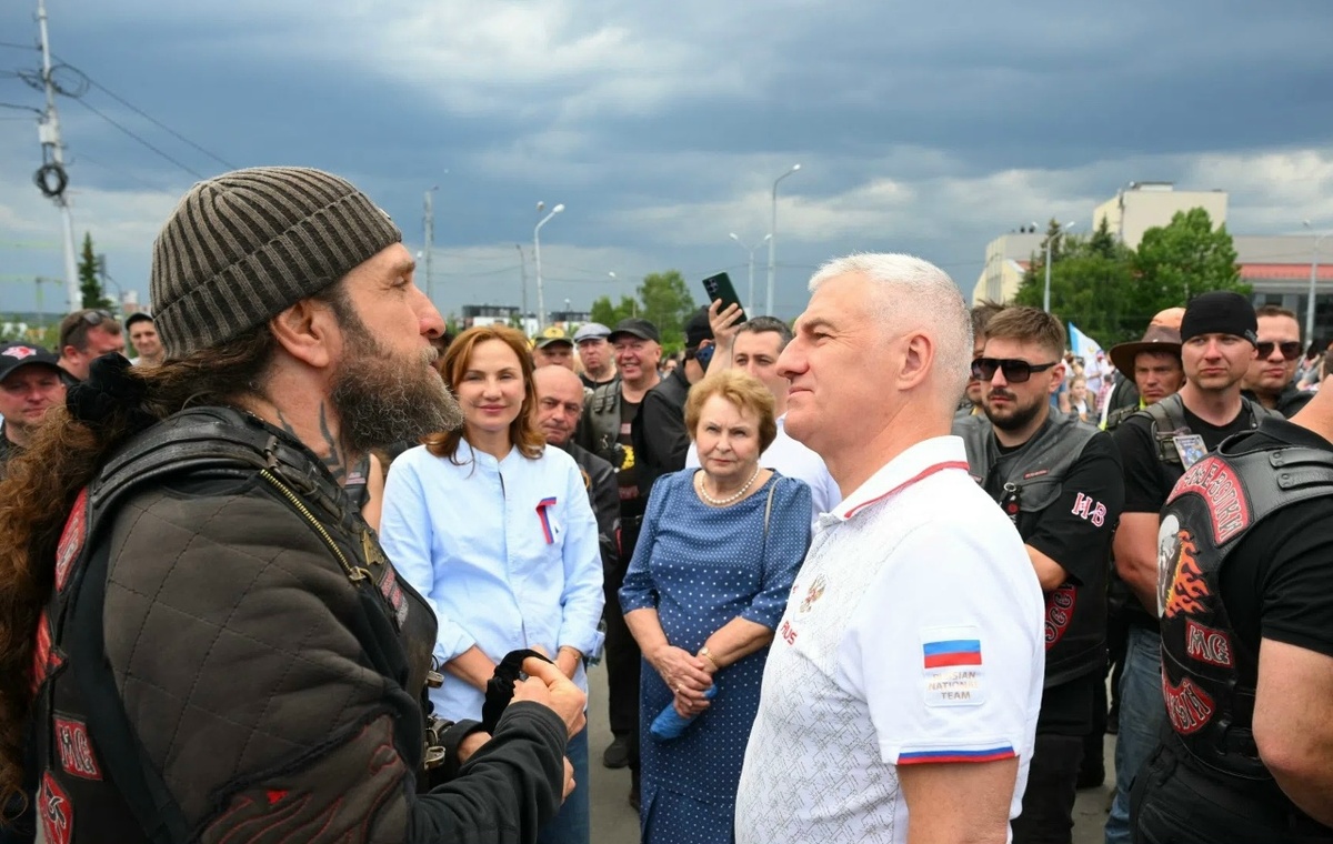    Артур Парфенчиков поздравил жителей Карелии с Днем Россииhttps://gov10.ru/