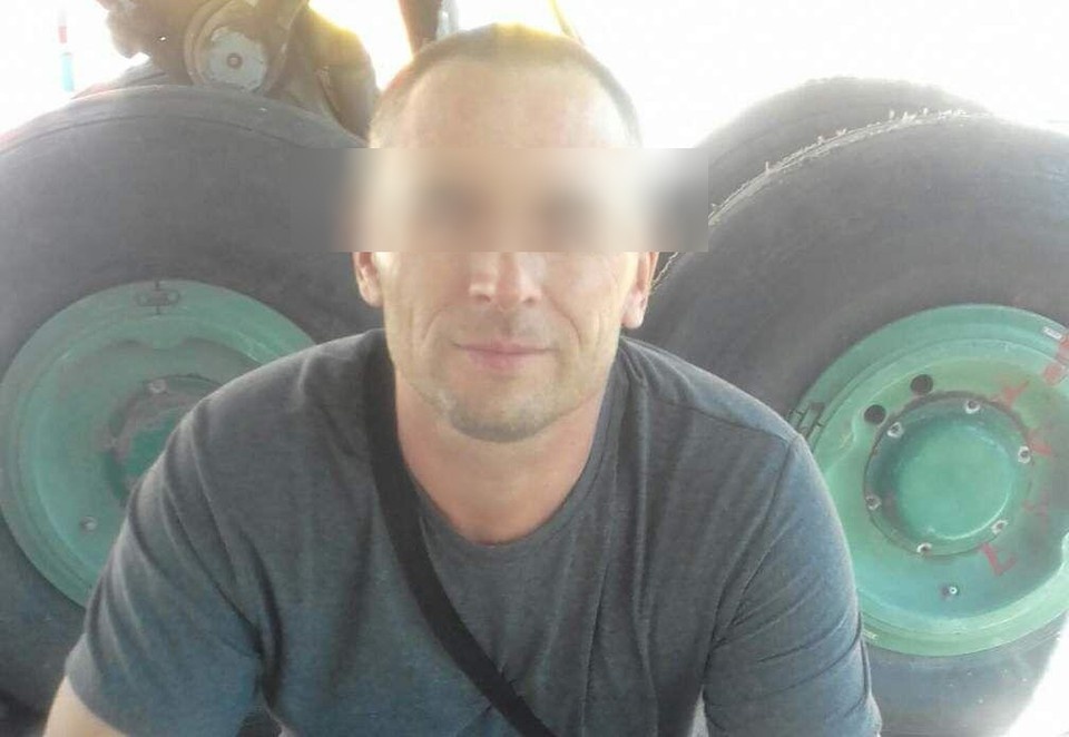    В своих соцсетях мужчина показывал счастливую семью. Фото: соцсети