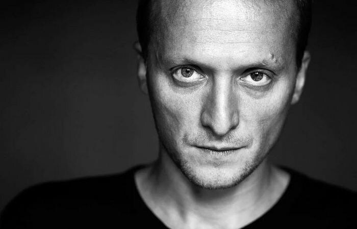   Актер Владимир Мишуков.