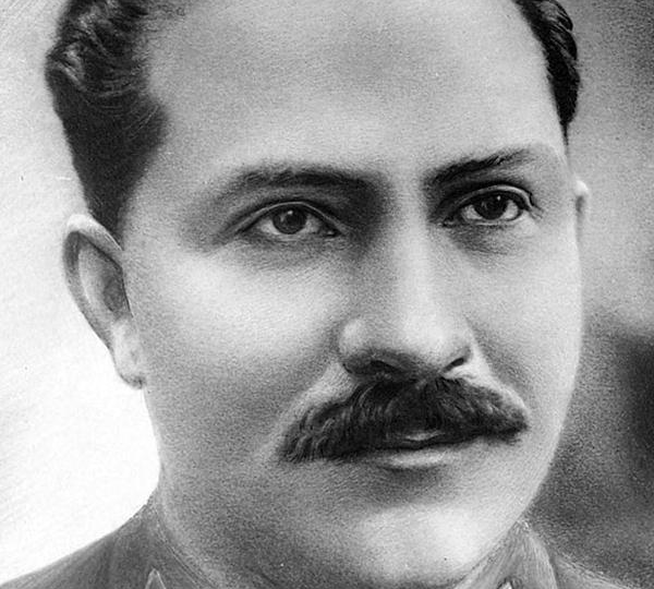 Лазарь Каганович — партийный функционер и организатор советской индустриализации
