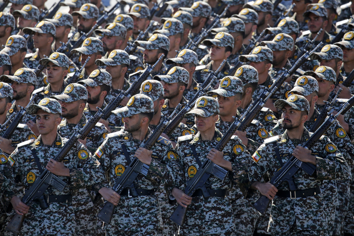     Иранские военные / Gettyimages.ru / Fatemeh Bahrami / Anadolu