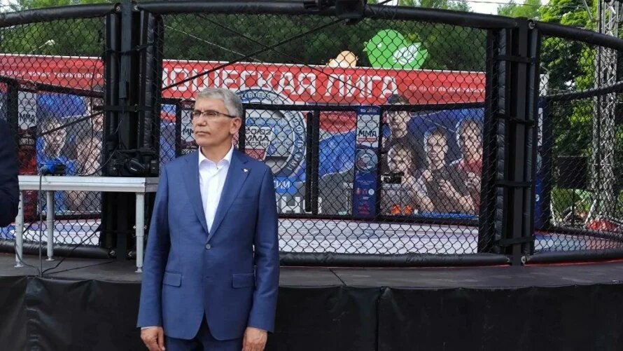 Миляев популяризирует ММА в Туле
