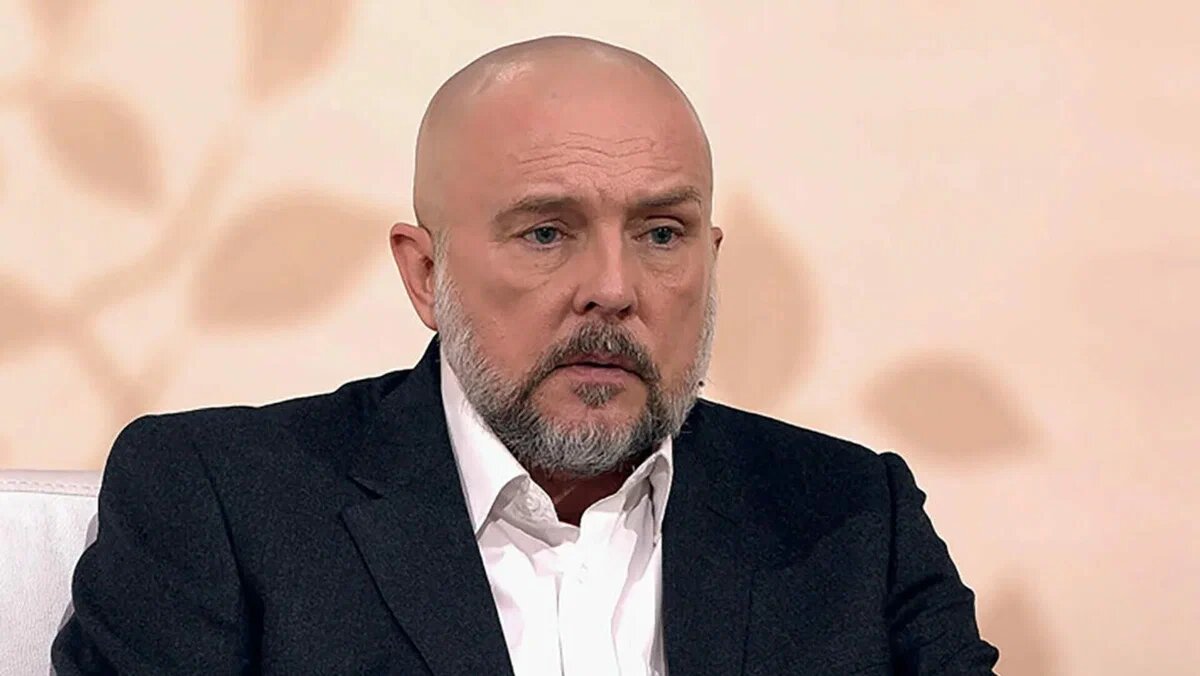 Алексей Геннадьевич Нилов — советский и российский актёр театра и кино, заслуженный артист Российской Федерации (2006)