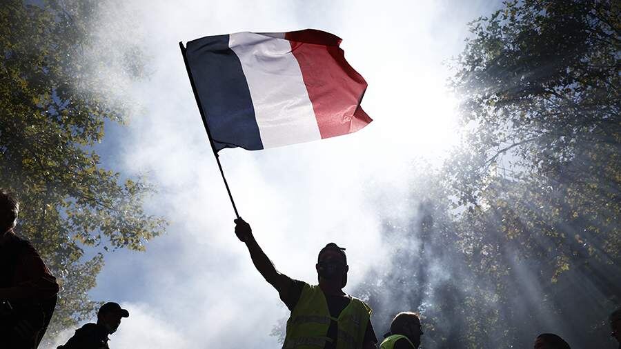    Фото: TASS/EPA/YOAN VALAT