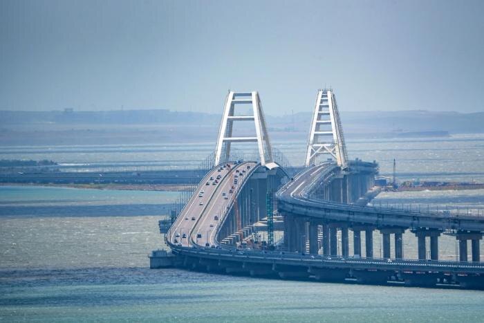 Обложка © Shutterstock / FOTODOM / Yakov Oskanov