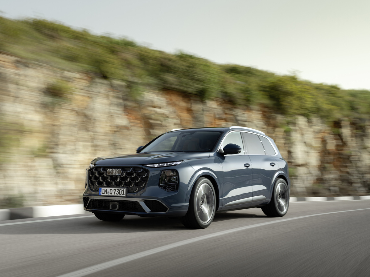    В России Audi Q7 часто называют «кузибен», притом делая ударение на букву «е». Для справки, по-немецки Q7 читается как «ку зибн».   
Audi