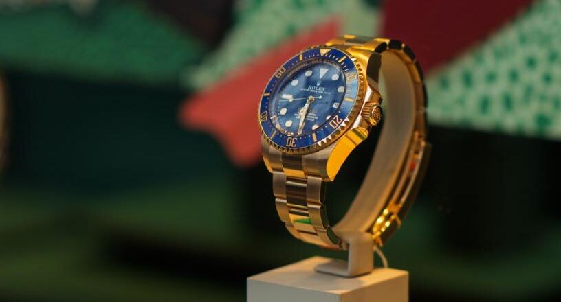 В Москве горничная представлялась женой лорда, чтобы сбыть краденые Rolex