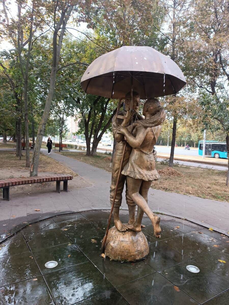 Фонтан в сквере на Симоновском валу.   Фото автора