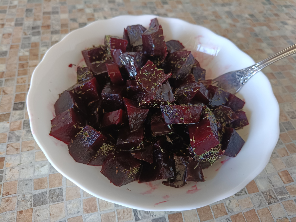 С сухим укропом, чесноком и оливковым маслом