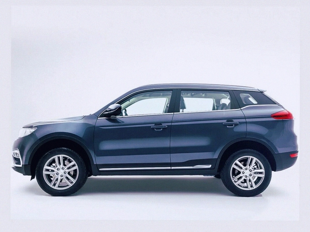Geely Atlas Pro 2024 - новый кроссовер за 2,5 миллиона. Смотрел, что получаешь за эти деньги