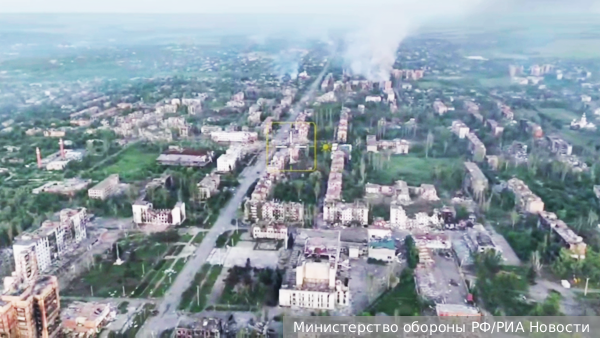     Фото: Министерство обороны РФ/РИА Новости   
 Текст: Андрей Резчиков