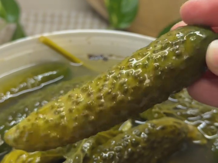 🪣 Хрустящие квашеные огурчики в ведёрке: бочковой вкус без хлопот и стерилизации!