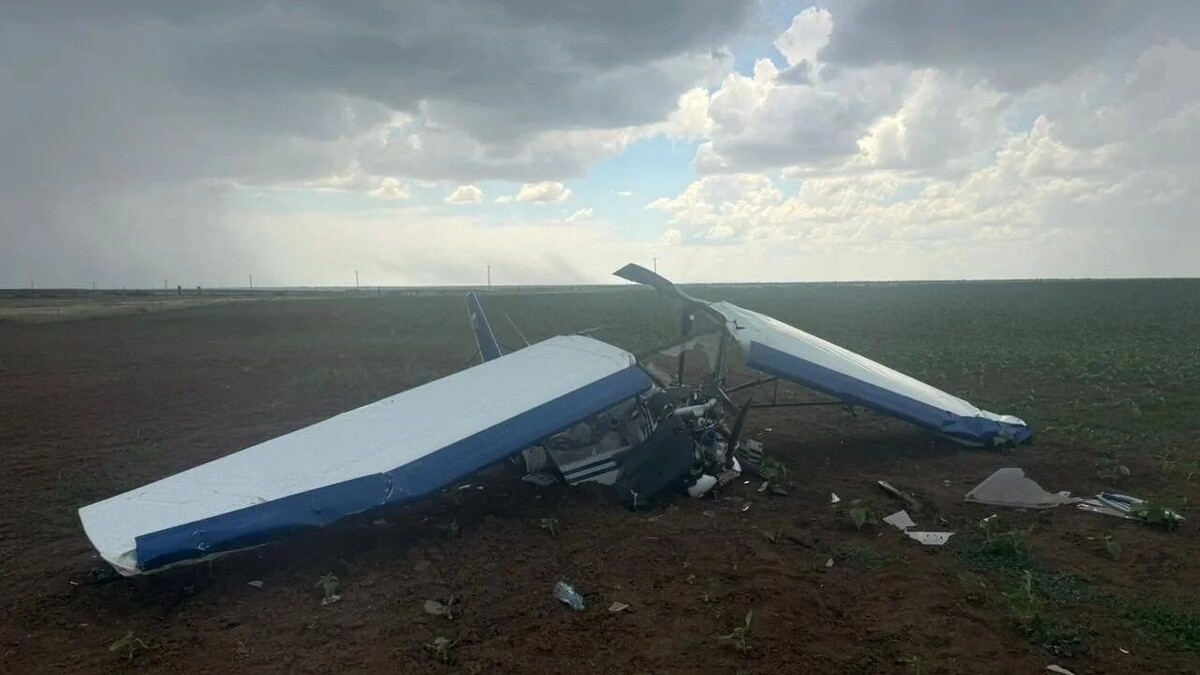    СП38-К представляет собой отечественный сверхлегкий двухместный гражданский самолет   Южная транспортная прокуратура