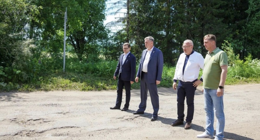 Кировский губернатор прокомментировал состояние дороги Оричи-Коршик