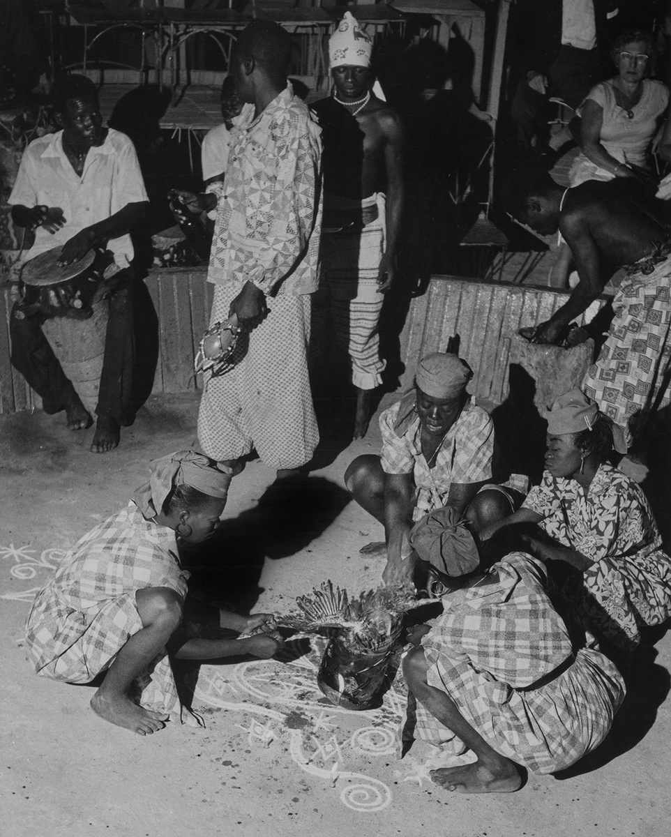    Вуду-церемония на Гаити. 1955 год. Getty Images
