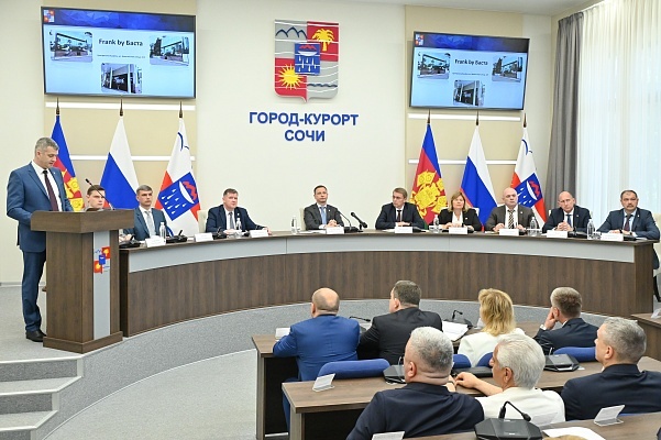 Сочи готовится к наплыву туристов: откроются около 1,5 тысячи сезонных объектов