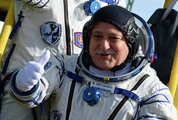 Космонавт Юрчихин назвал дизайнерские костюмы для астронавтов вульгарностью