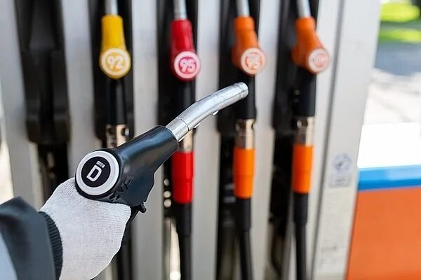 Почему дизель ДОРОЖЕ бензина?