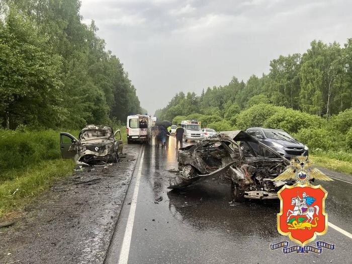 Место ДТП в районе Одинцово. Обложка © Telegram / Подмосковная полиция