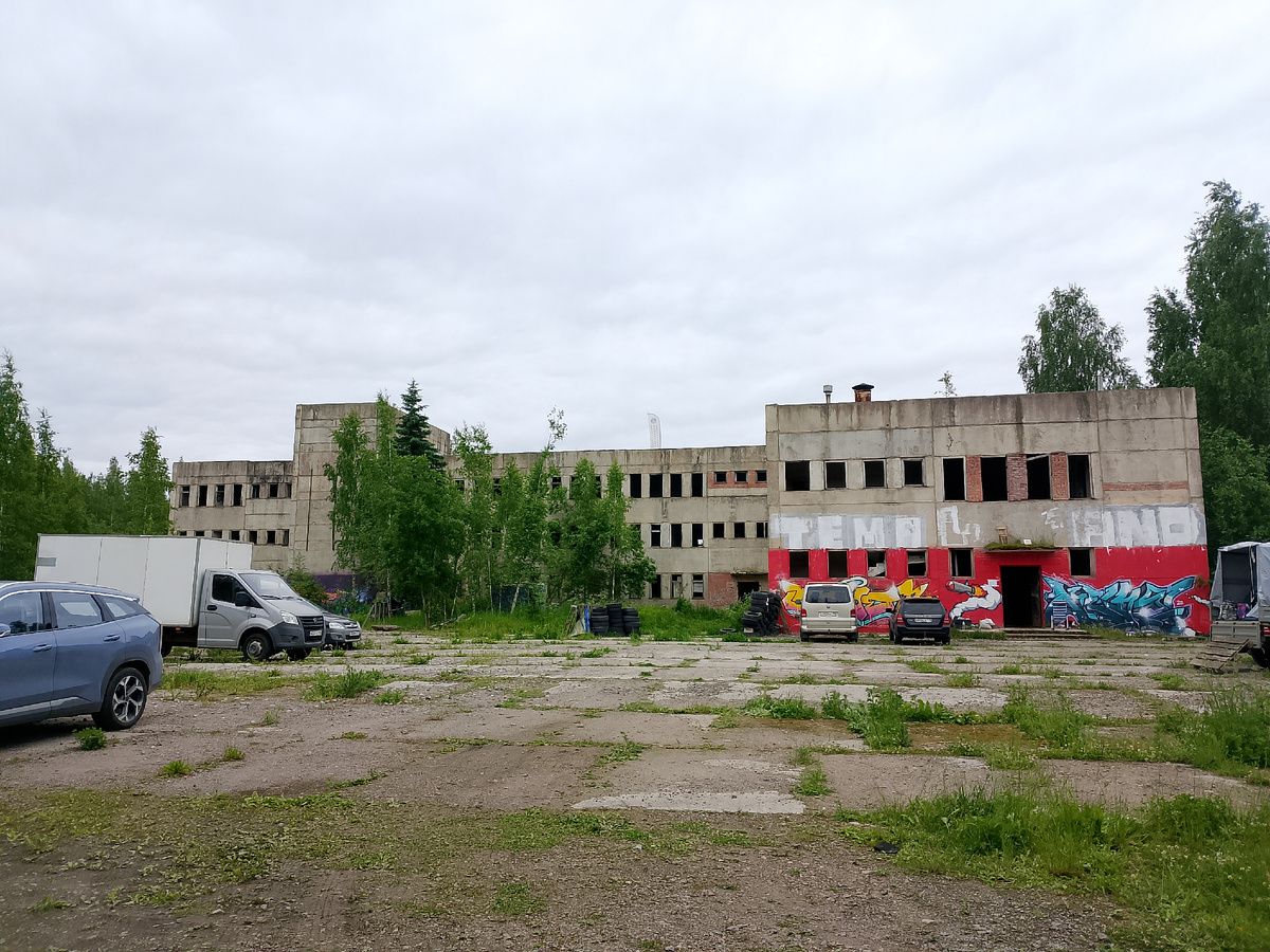 Заброшка, где мы обосновались