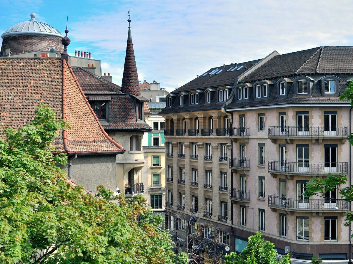    Вид на центр Женевы, Швейцария | © Fotolia / krasnevsky