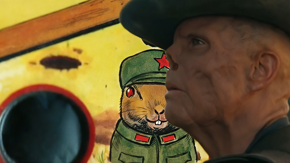 Гуль на фоне игры "Бей коммунистов" 
