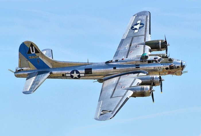 B-17 Flying Fortress мог нести бомбы весом почти 9 тонн. Фото: wikimedia.org