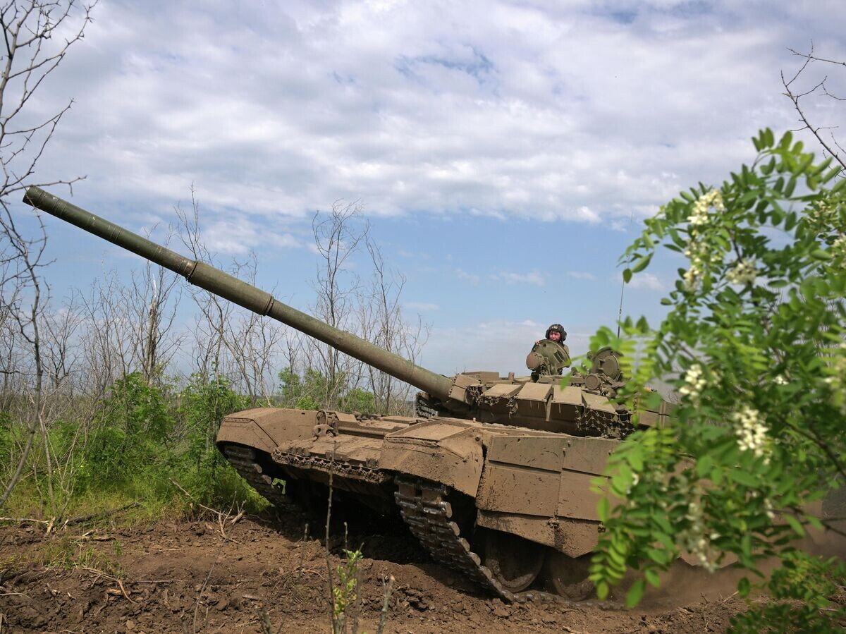    Танк Т-80БВМ в зоне проведения СВО | © РИА Новости / Евгений Биятов