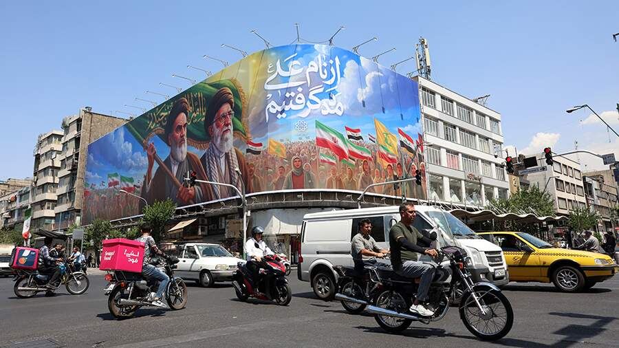    Фото: TASS/EPA/ABEDIN TAHERKENAREH