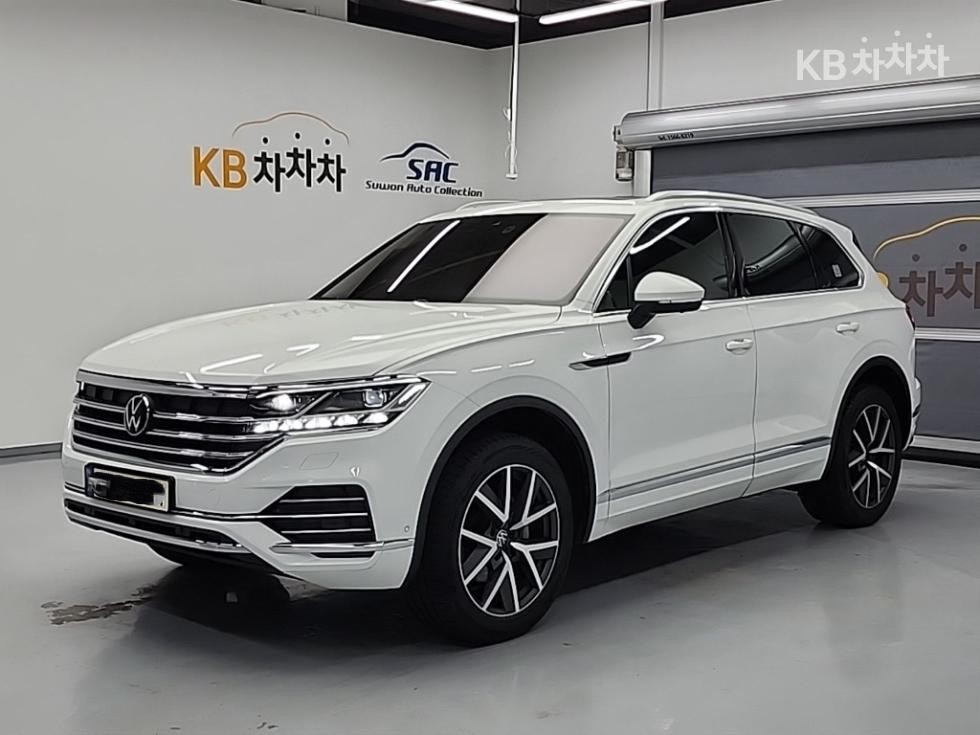 VW Touareg 3.0 дизель в комплектации Prestige, фото взять с площадки для иллюстрации.