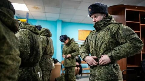 В 2026 г по-прежнему призывают в российскую армию призывников срочной службы. 