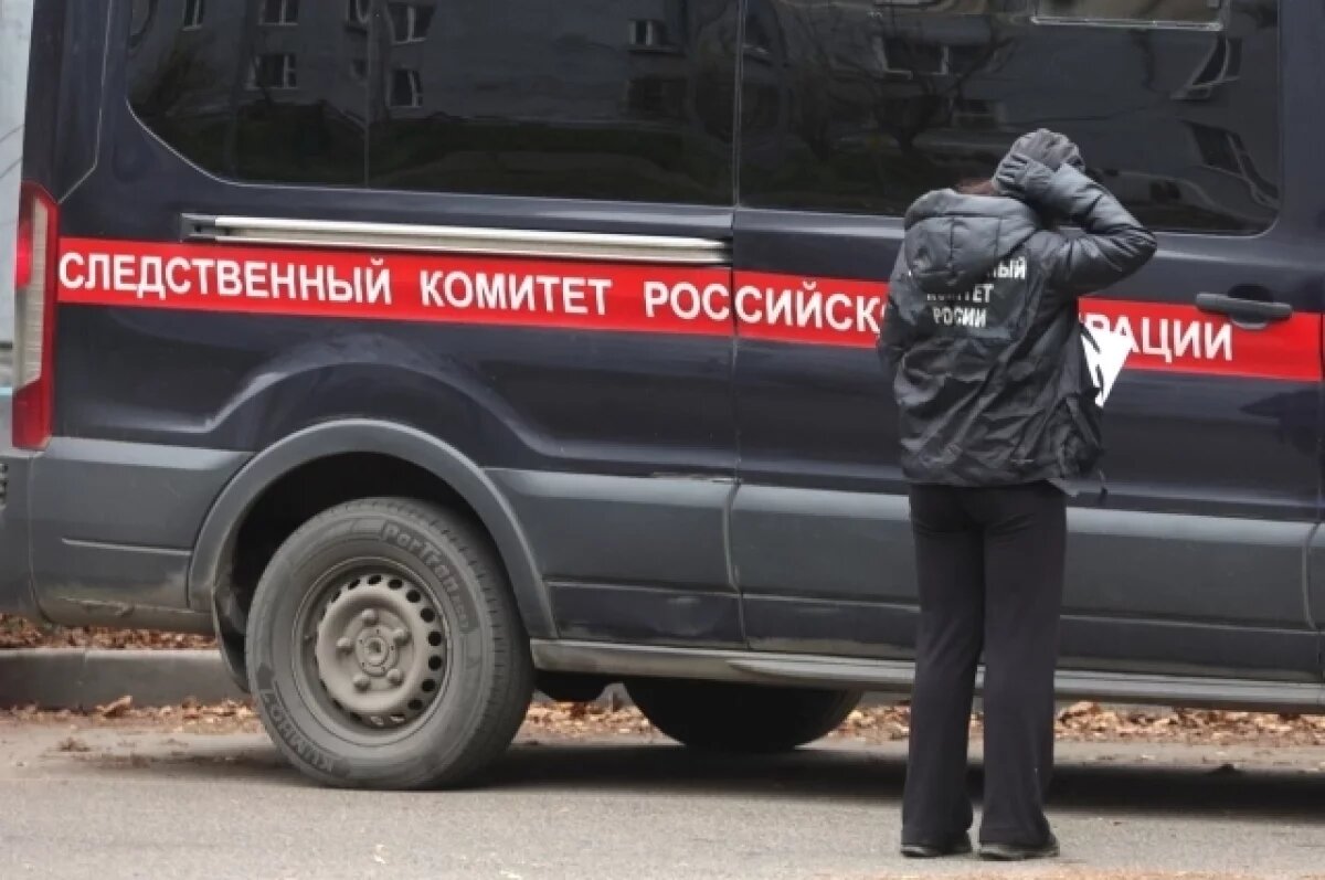    В Екатеринбурге прохожие обнаружили тело мужчины в лесопарковой зоне