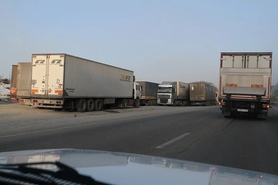    На границе Казахстана и России скопились фуры из-за роста грузоперевозки овощей Иван ВИСЛОВ