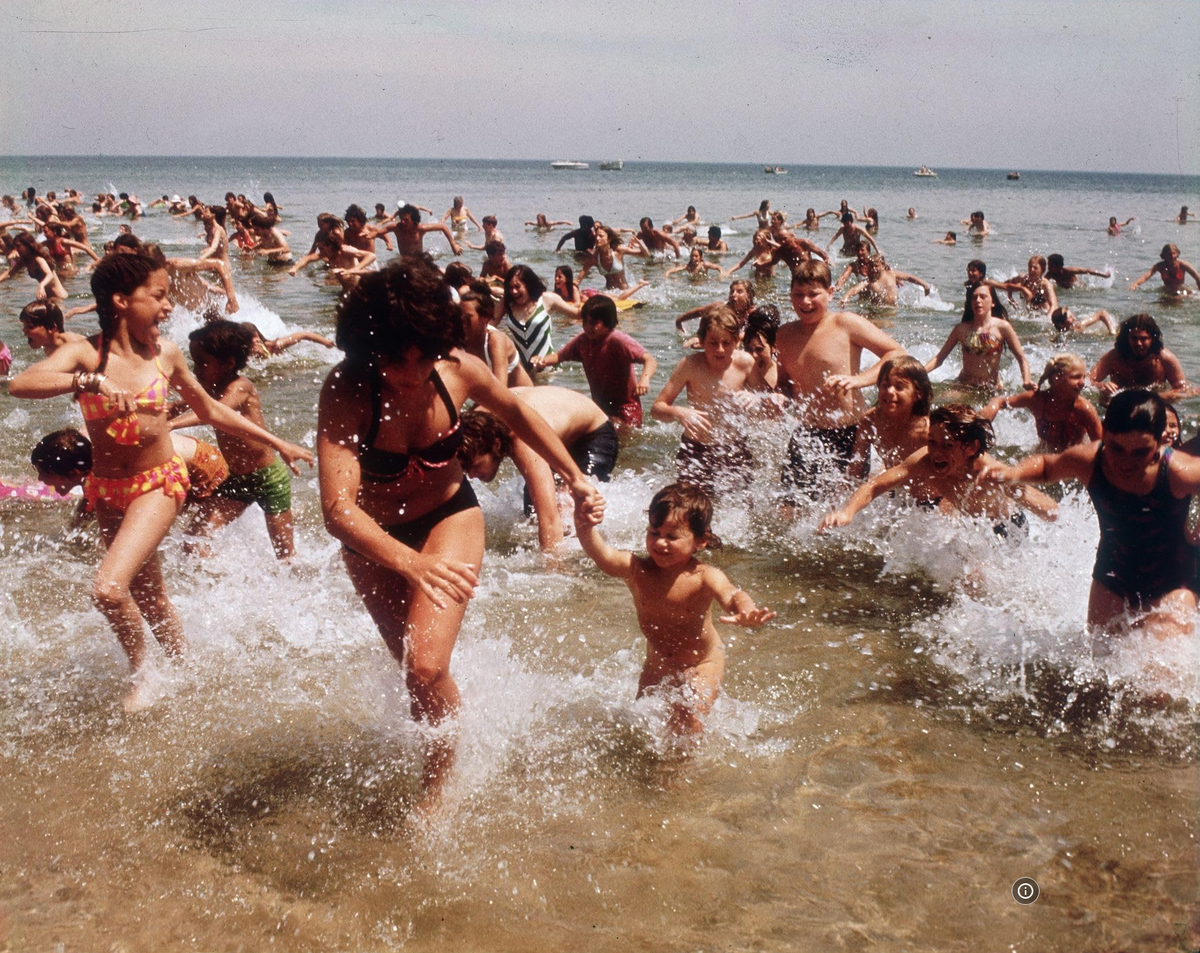 Кадр из фильма «Челюсти», режиссер Стивен Спилберг, 1975 год, США