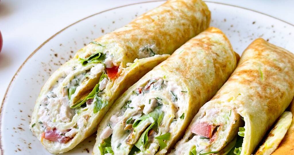 ПП КАБАЧКОВЫЕ РОЛЛЫ С СЫРОМ И ВЕТЧИНОЙ. Быстро, вкусно и низкокалорийно.