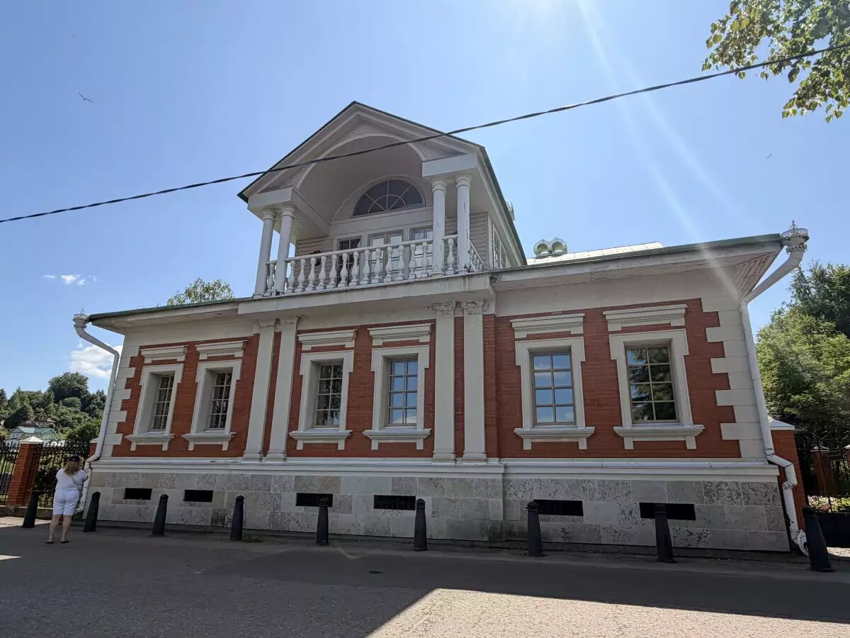    Обложка истории