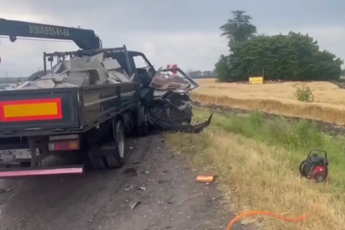   Трое мужчин погибли в жестком ДТП в Краснодарском крае