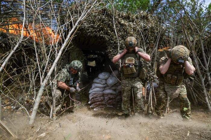 Российские военнослужащие в зоне проведения СВО. Обложка © ТАСС / Алексей Коновалов