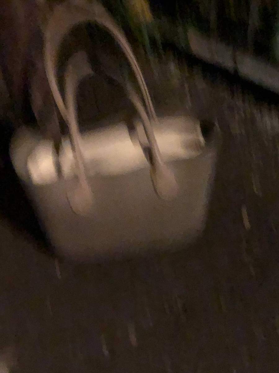 сумка O Bag у помойки