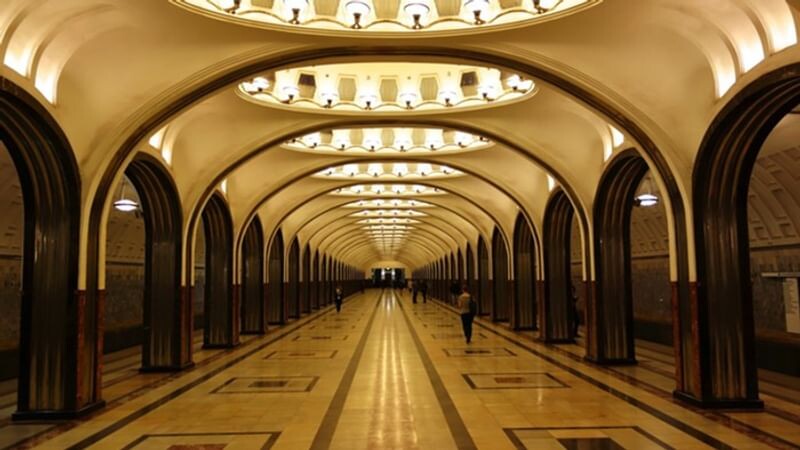 Станция метро Маяковская