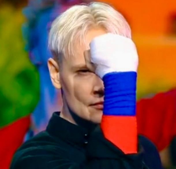 SHAMAN исполняет свой мега хит "РОССИЯ МАМА!"