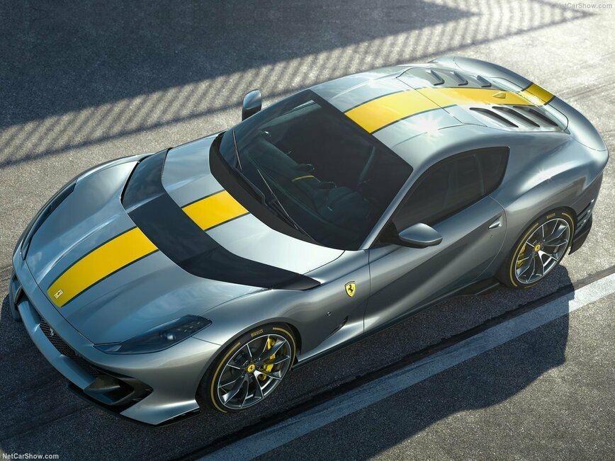     Фото Ferrari