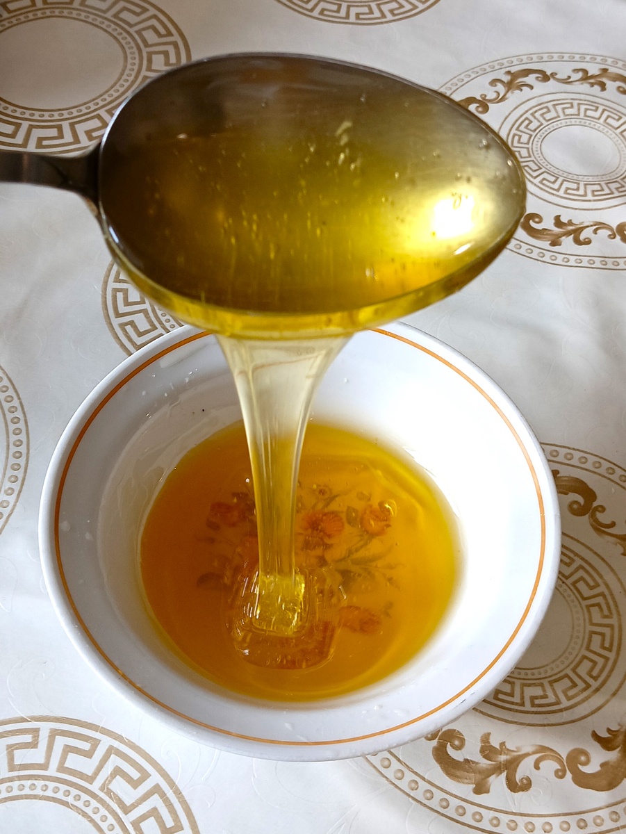 Майский мёд с одуванчика