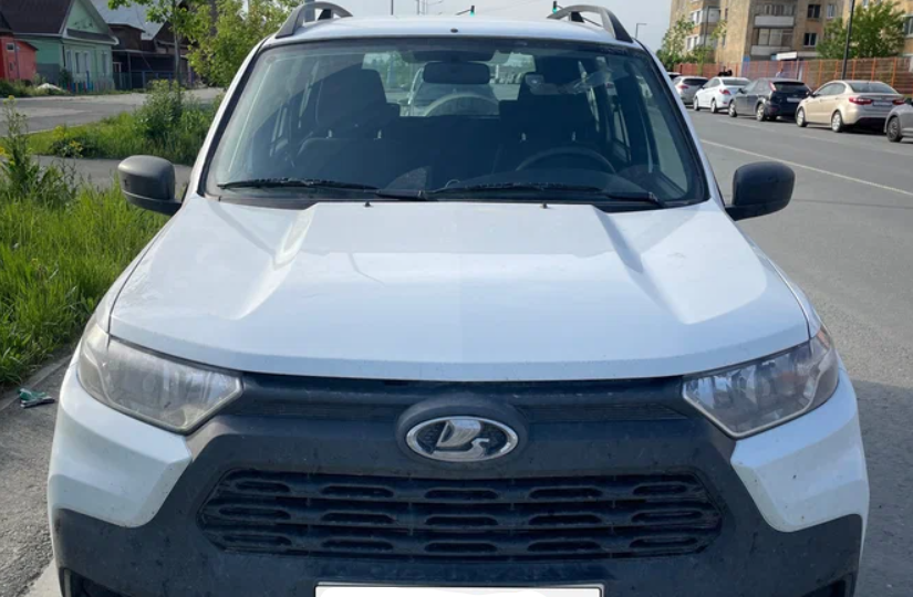 История девушки, которая уговорила семью купить Lada Niva Travel