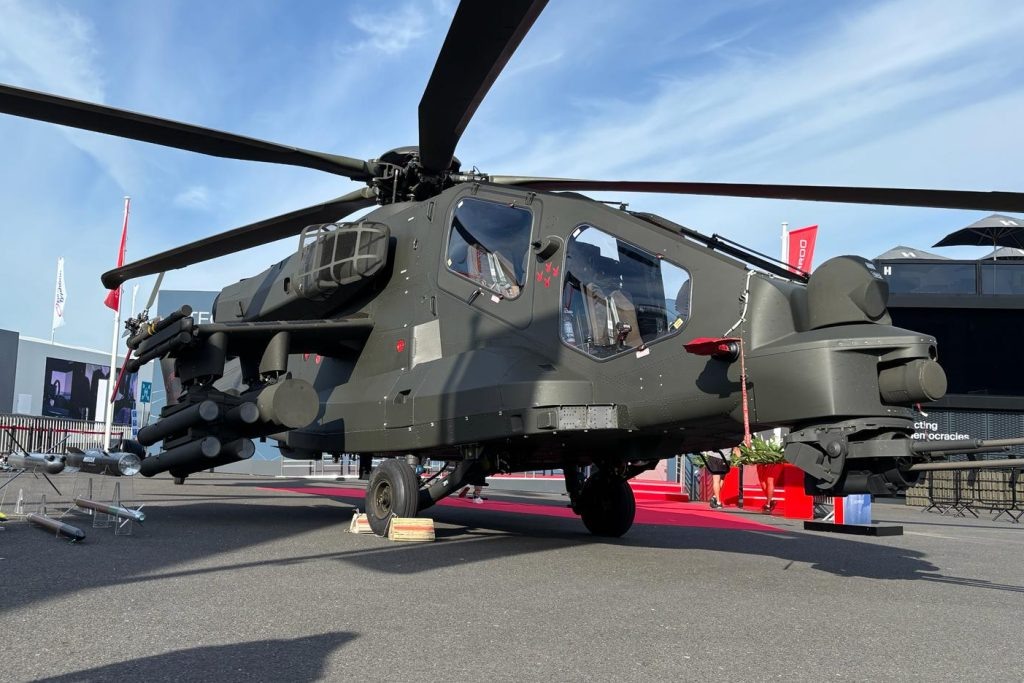 Leonardo подняла AW249 Fenice в Берлине: почему новейший итальянский ударный вертолёт претендует на роль главного в Европе. Фото: Leonardo