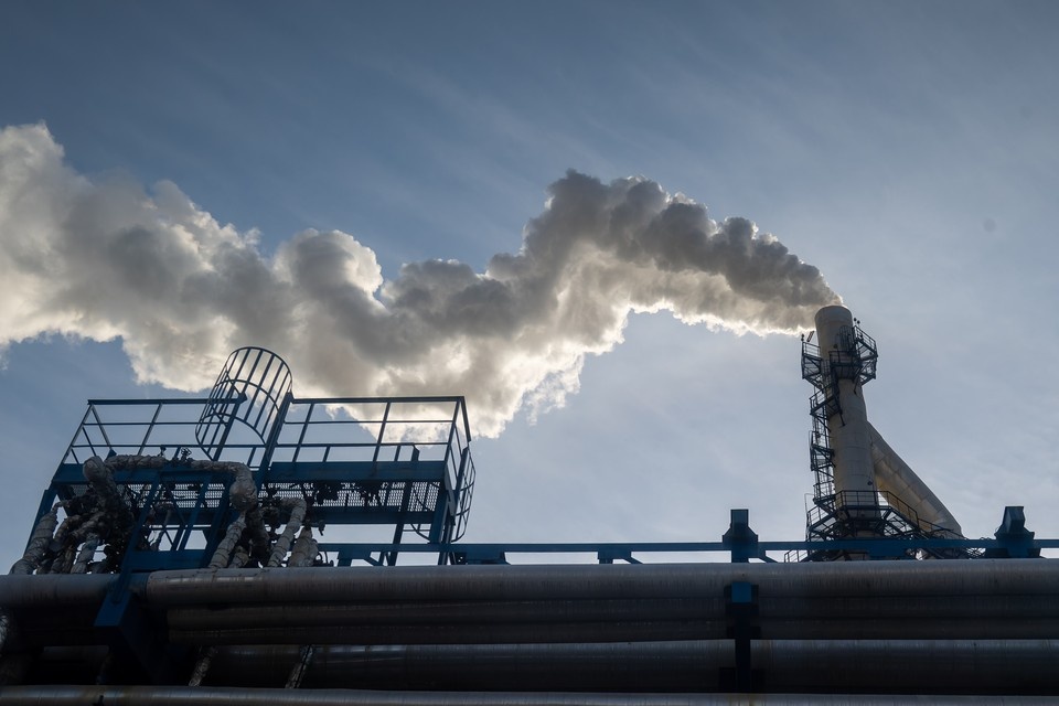    Цена нефти марки Brent упала ниже 84 долларов за баррель Михаил ФРОЛОВ