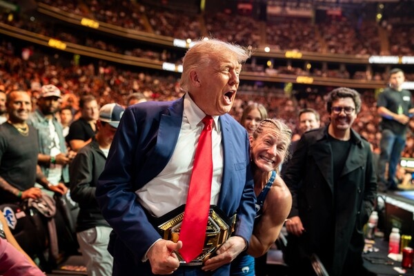 Daniel Torok/US White House/Global Look Press   📷